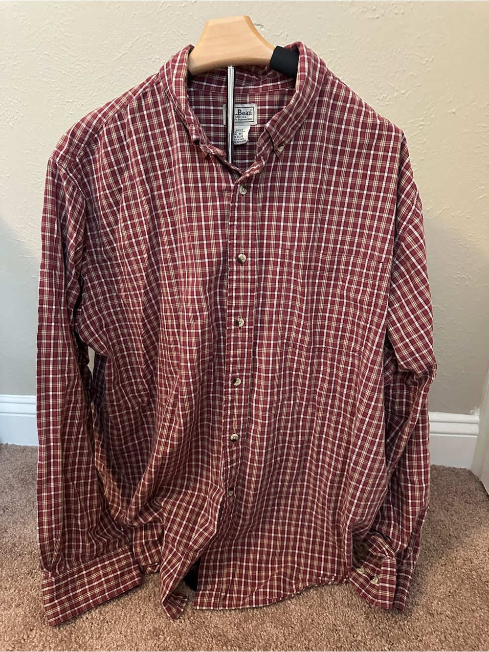 VTG L.L. Bean 100% Cotton Men's Red Plaid Button-Down Shirt